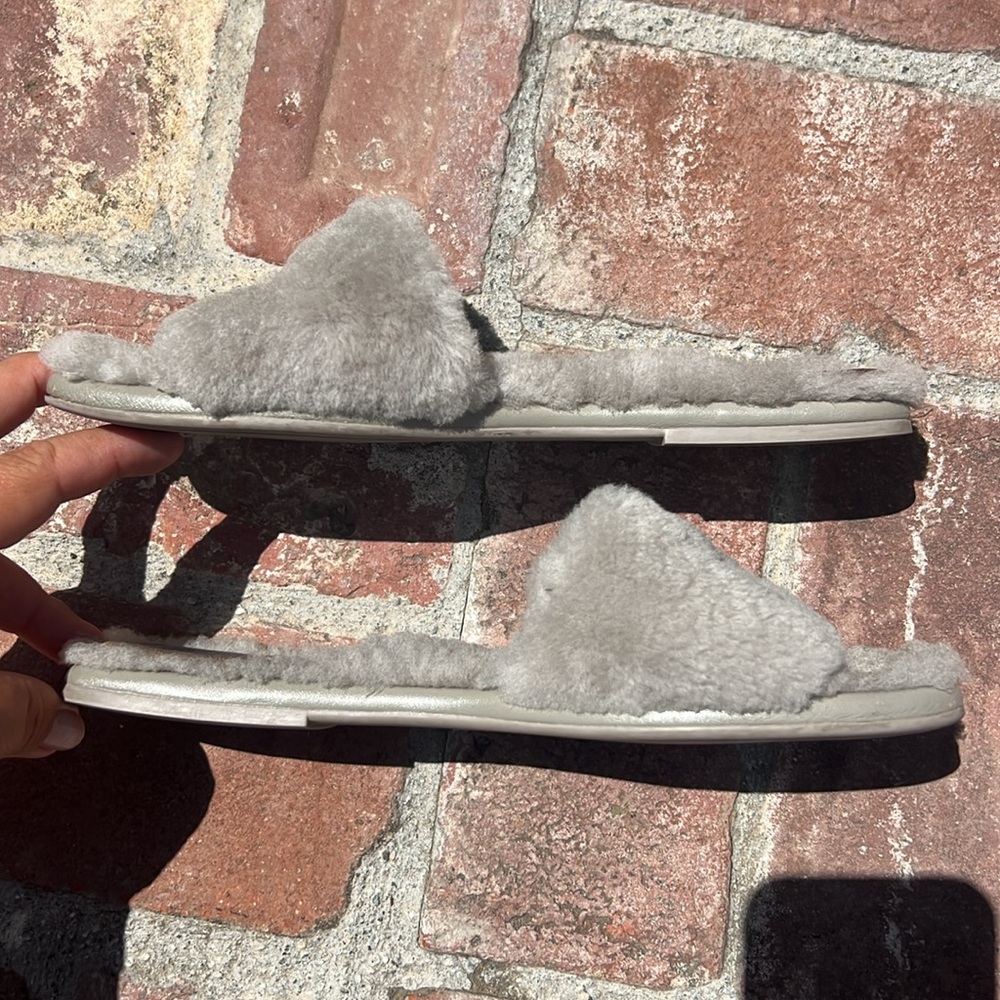 Cozy Gray Fuzzy Slide Sandals - Picture 11 of 16